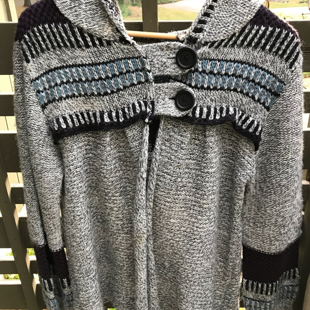 Royal Robbins sweater